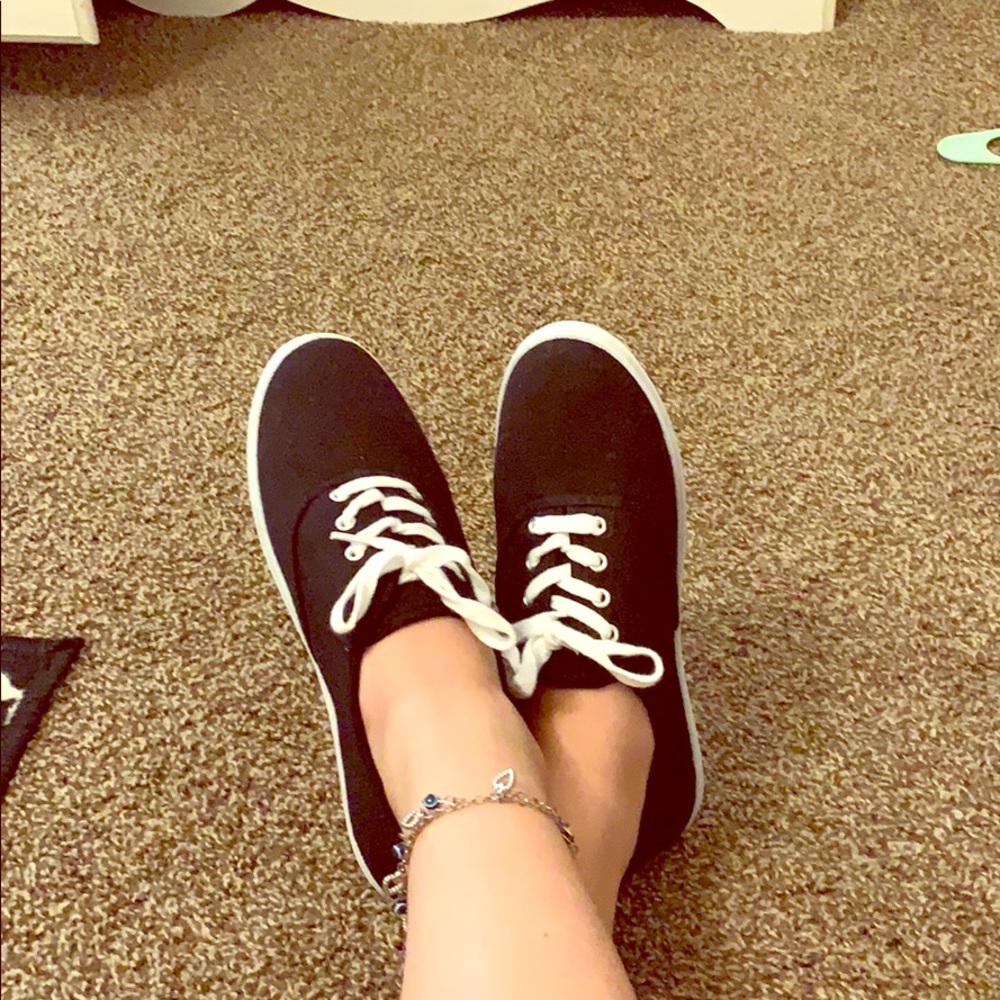 Simple black and white shoes!